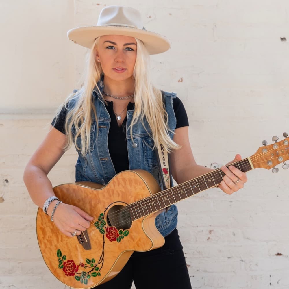 Jessica Rose Image #0