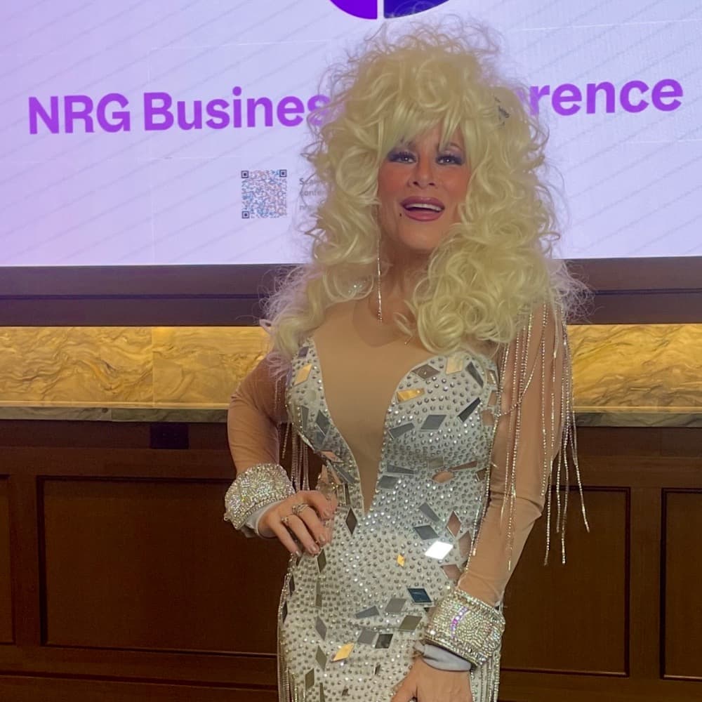 Dolly Parton Impersonator - Michelle Spaziano Profile Picture