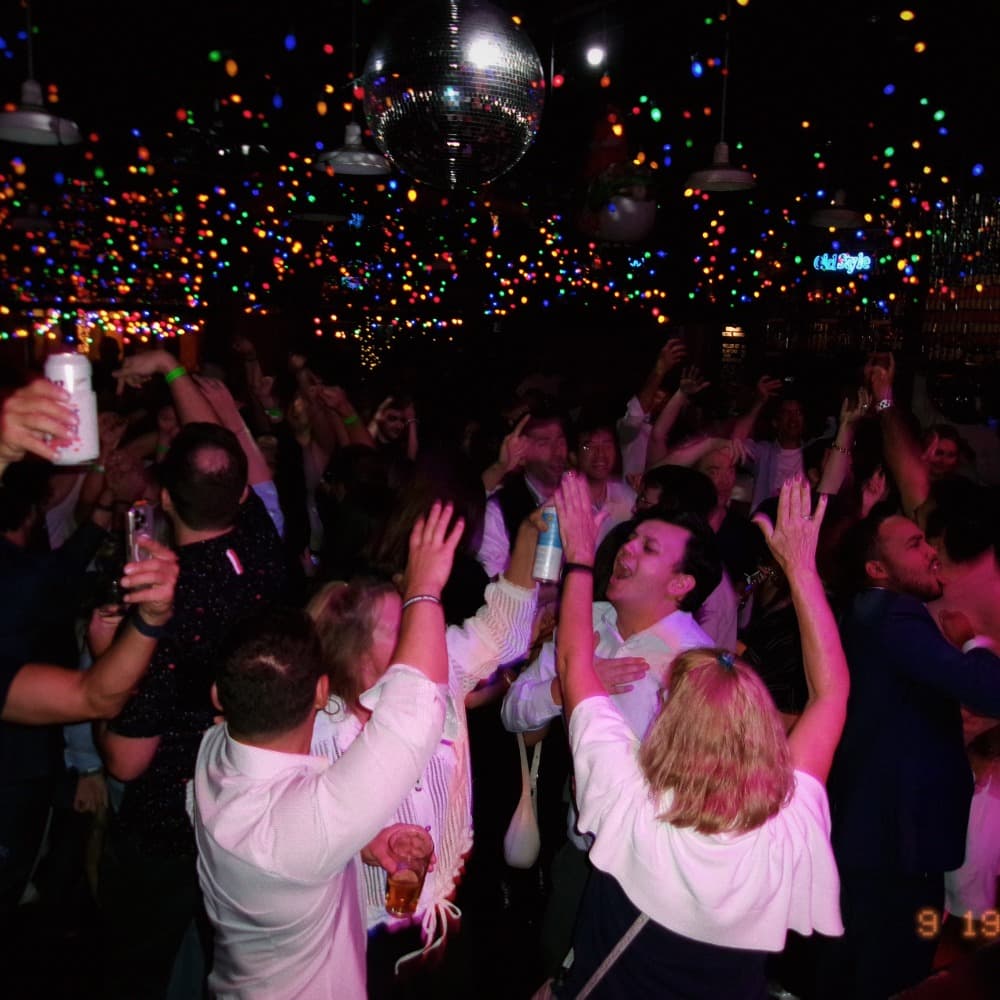 Tim Gleason (Acoustic) Image #4