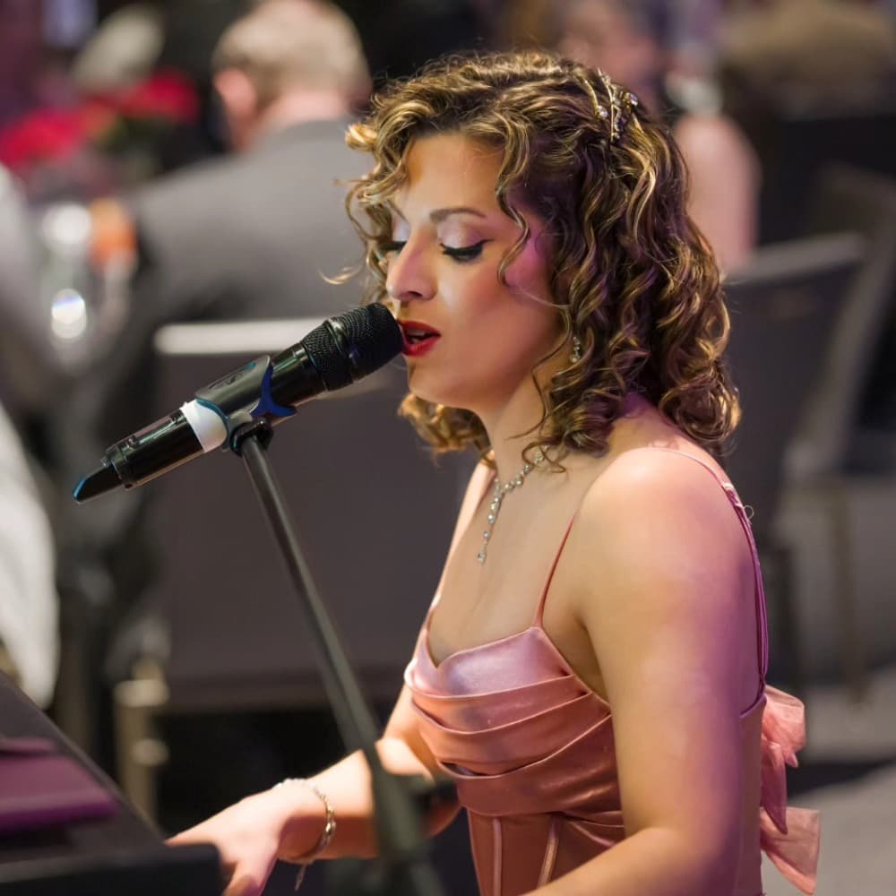 Bethany Lorentzen Image #5