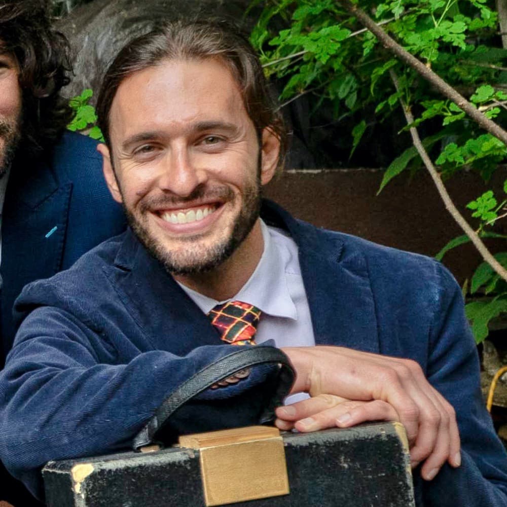 Geoffrey Lewis Image #1