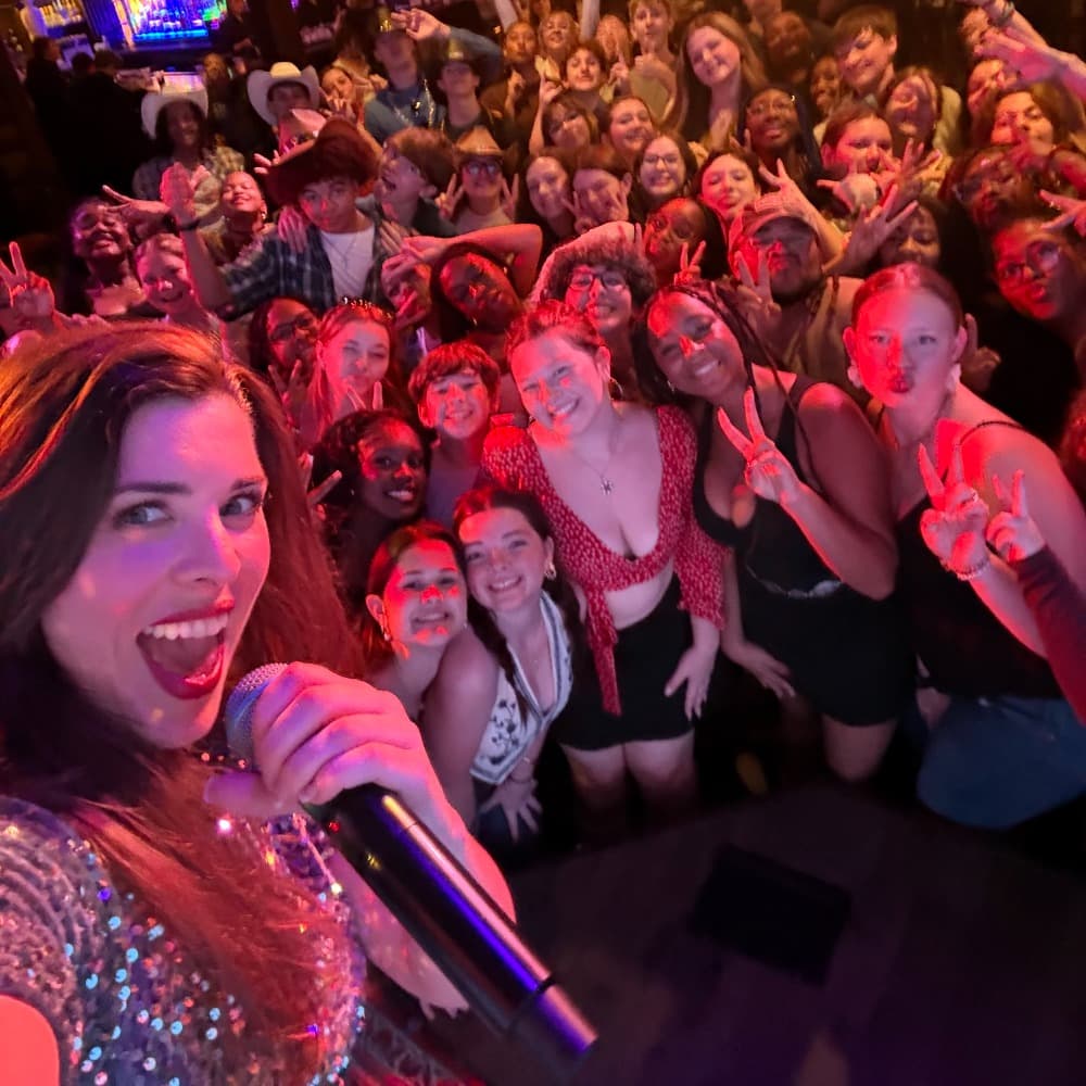 Live Music & Line Dancing Combo!