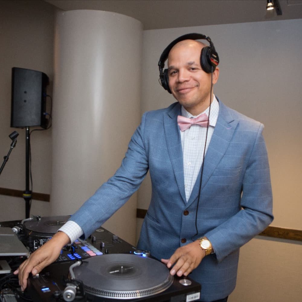 DJ AmRo Image #2