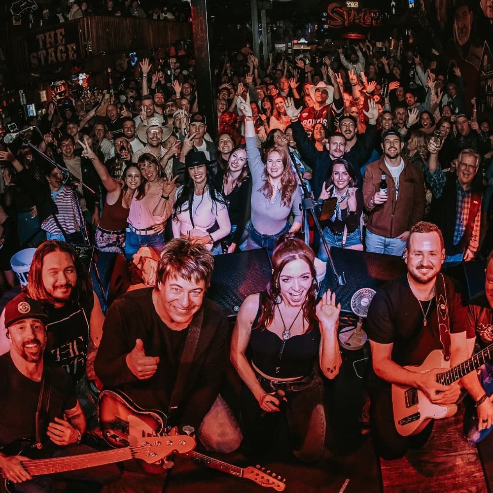 Nashville Cover Band Image #4