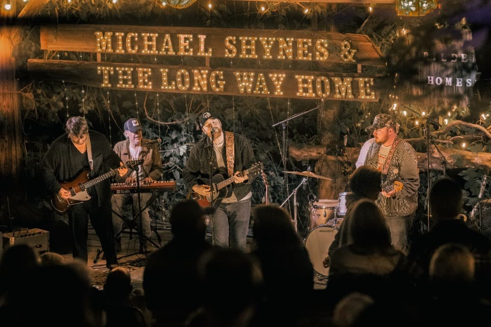 Michael Shynes photo 6