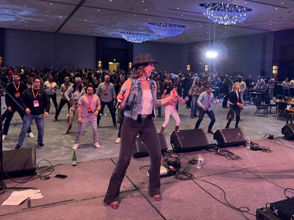 Turn Their Heads Country Dance photo 1