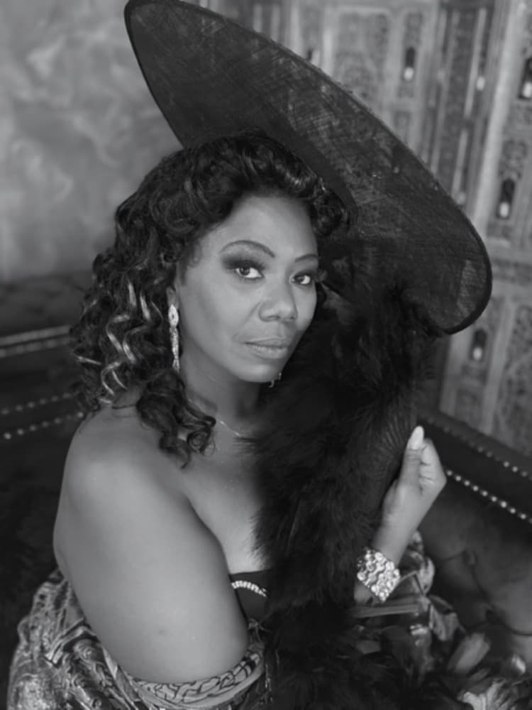 Eboni Fondren photo 4