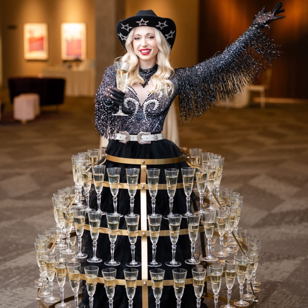 Strolling Champagne Skirt Profile Picture