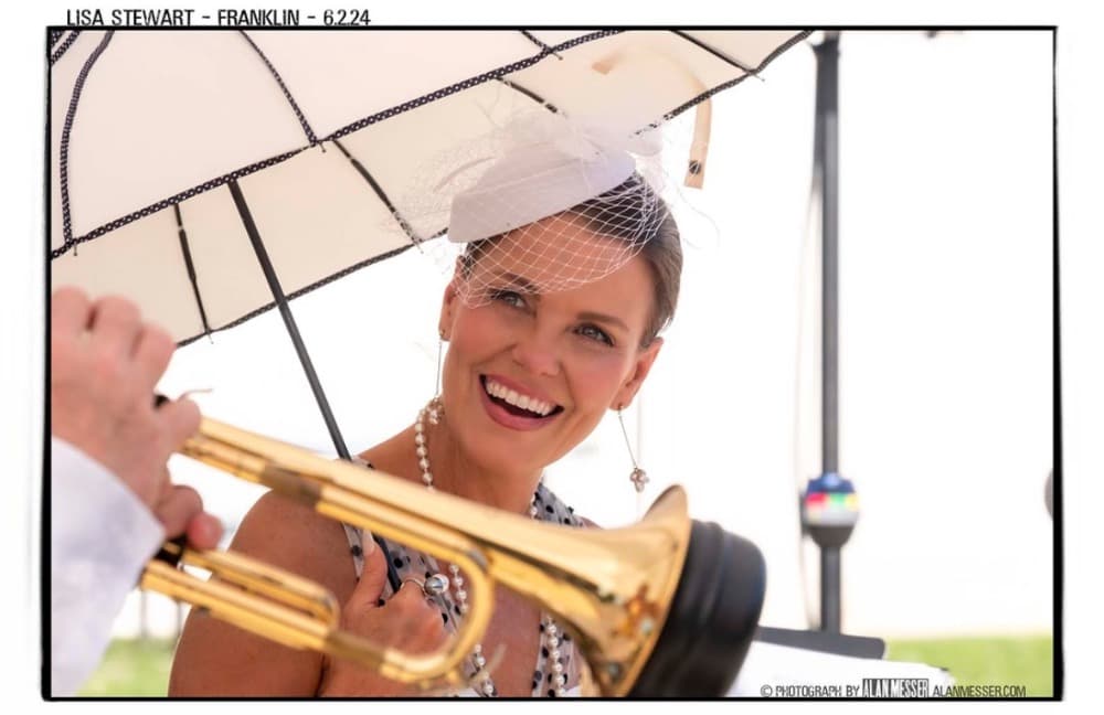 Lisa Stewart photo 3