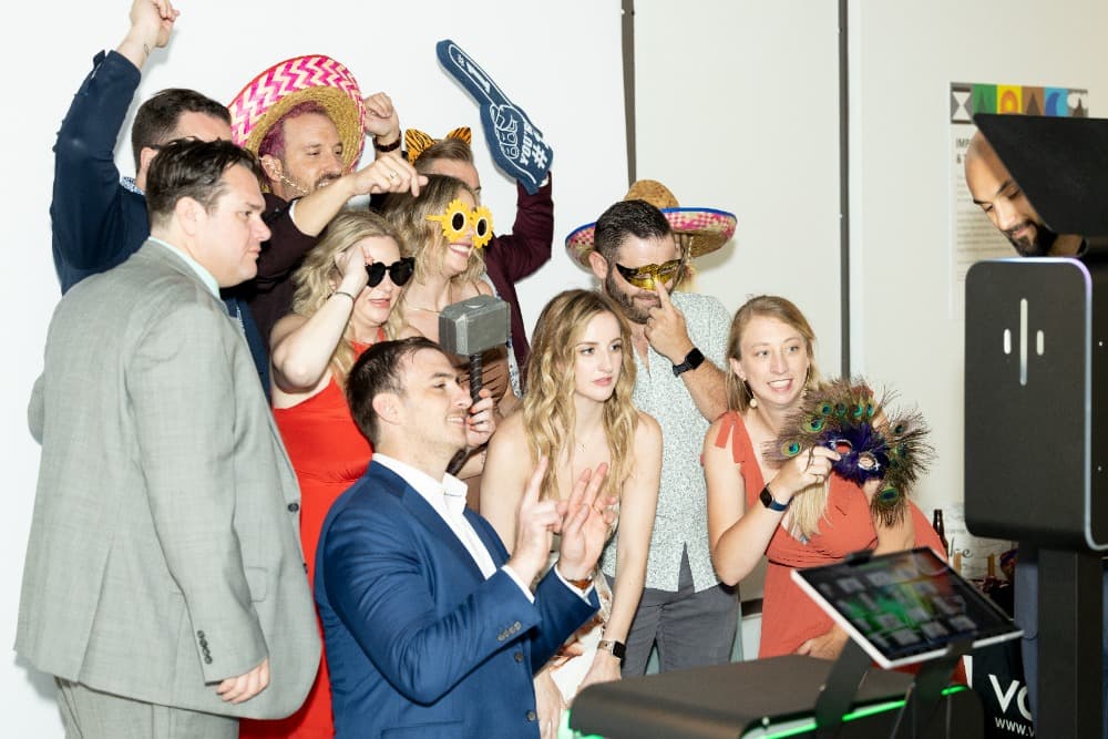 CLIQ Social Booths (powered by VOX DJs) and Event Lighting photo 3