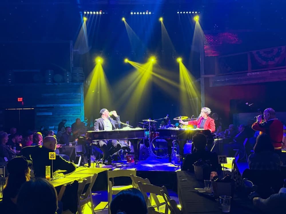 Chip & Cupcake Dueling Pianos photo 1