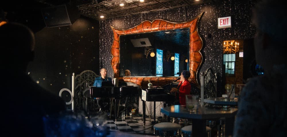 Chip & Cupcake Dueling Pianos photo 4