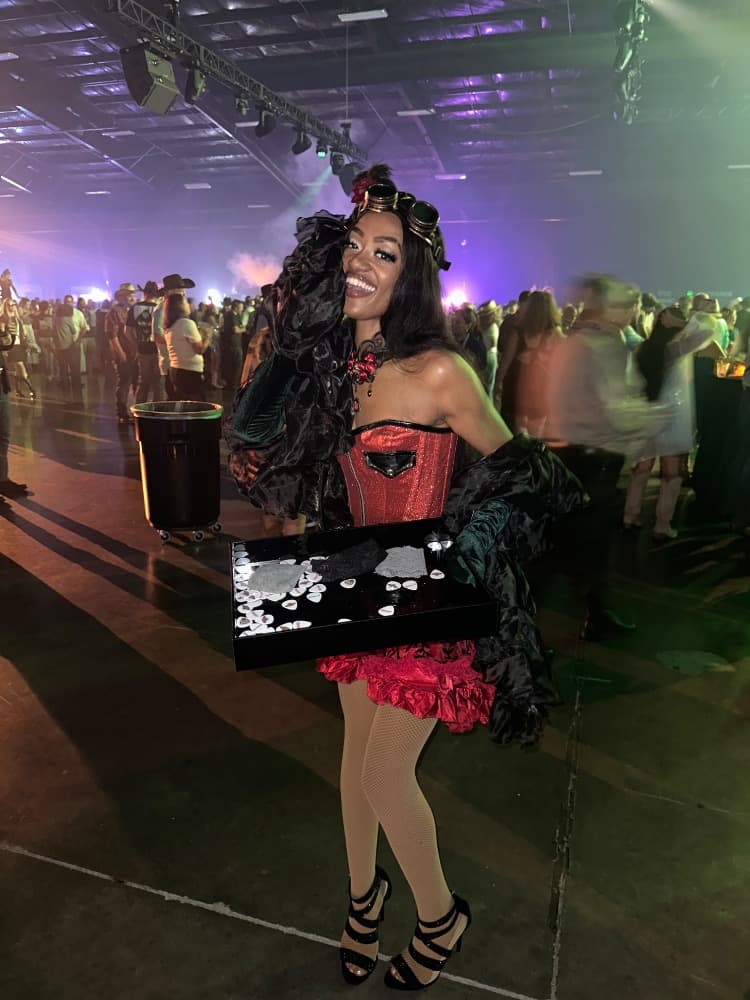 Cigar Girl Models | Candy, Cocktails & Swag photo 4