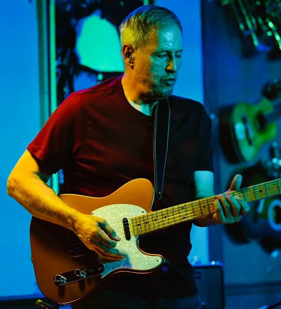 Joe Capo Guitar photo 4
