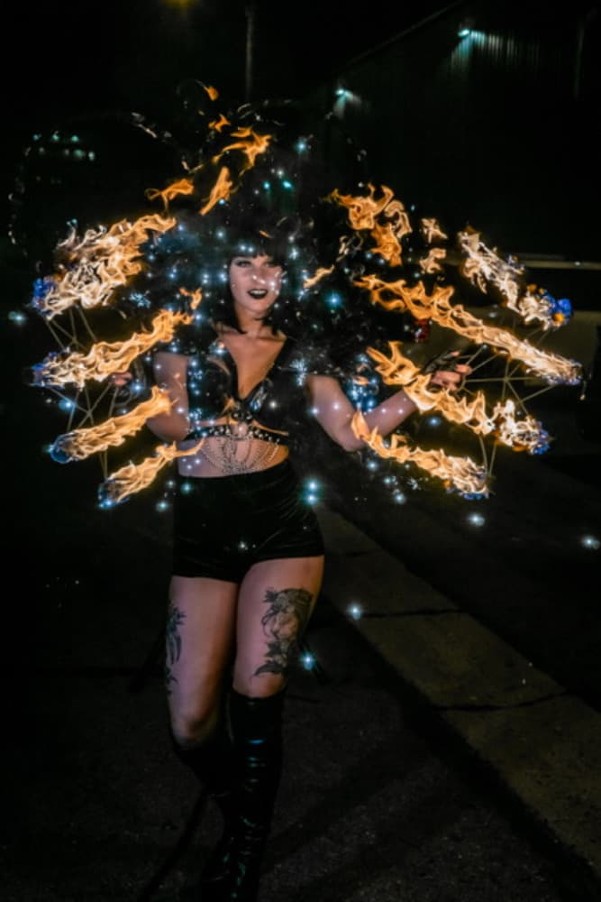 Cirque Quirk Fire Performers photo 3