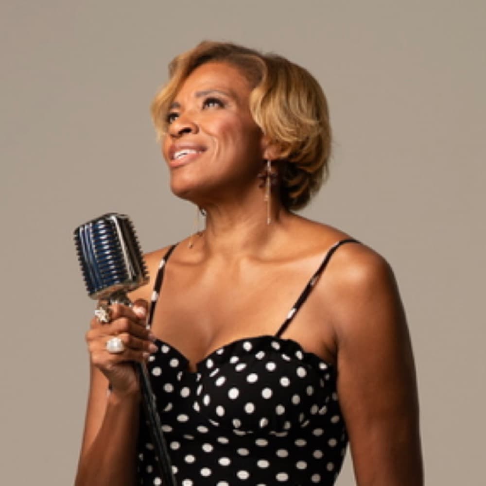 Dionne Hunter photo 2