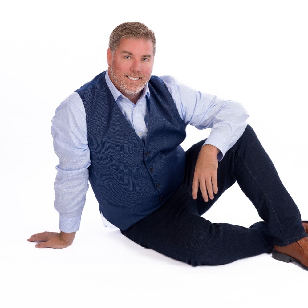 Brady Ramsey | Magician & Mentalist