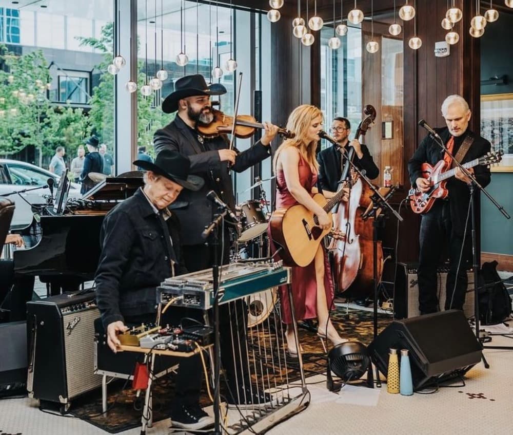 Classic Country Band with Aly Cutter photo 2