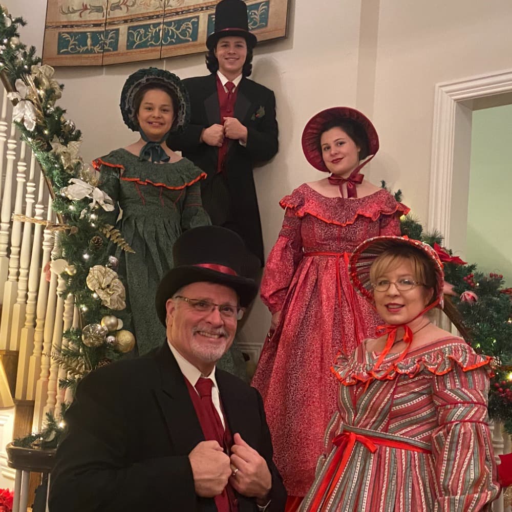 The Christmas CarolerZ profile photo