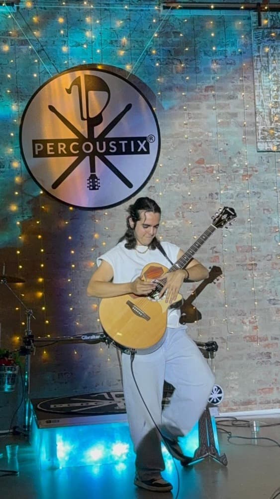 MAXIMILIANO photo 3