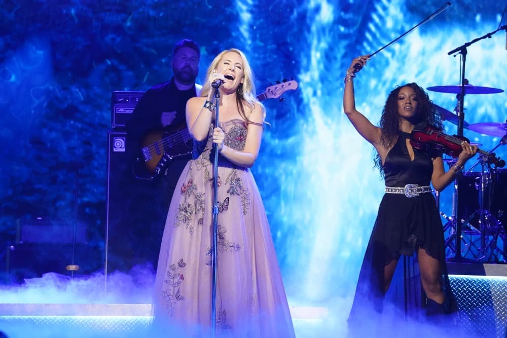 Blown Away - A Tribute To Carrie Underwood photo 3