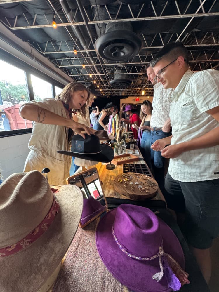 Red's Western Hat Bar & Leather Branding photo 4