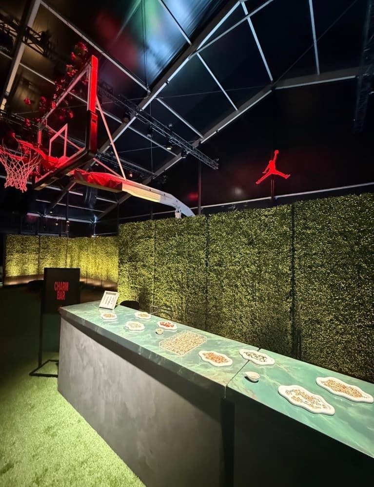 The Charming Bar photo 2