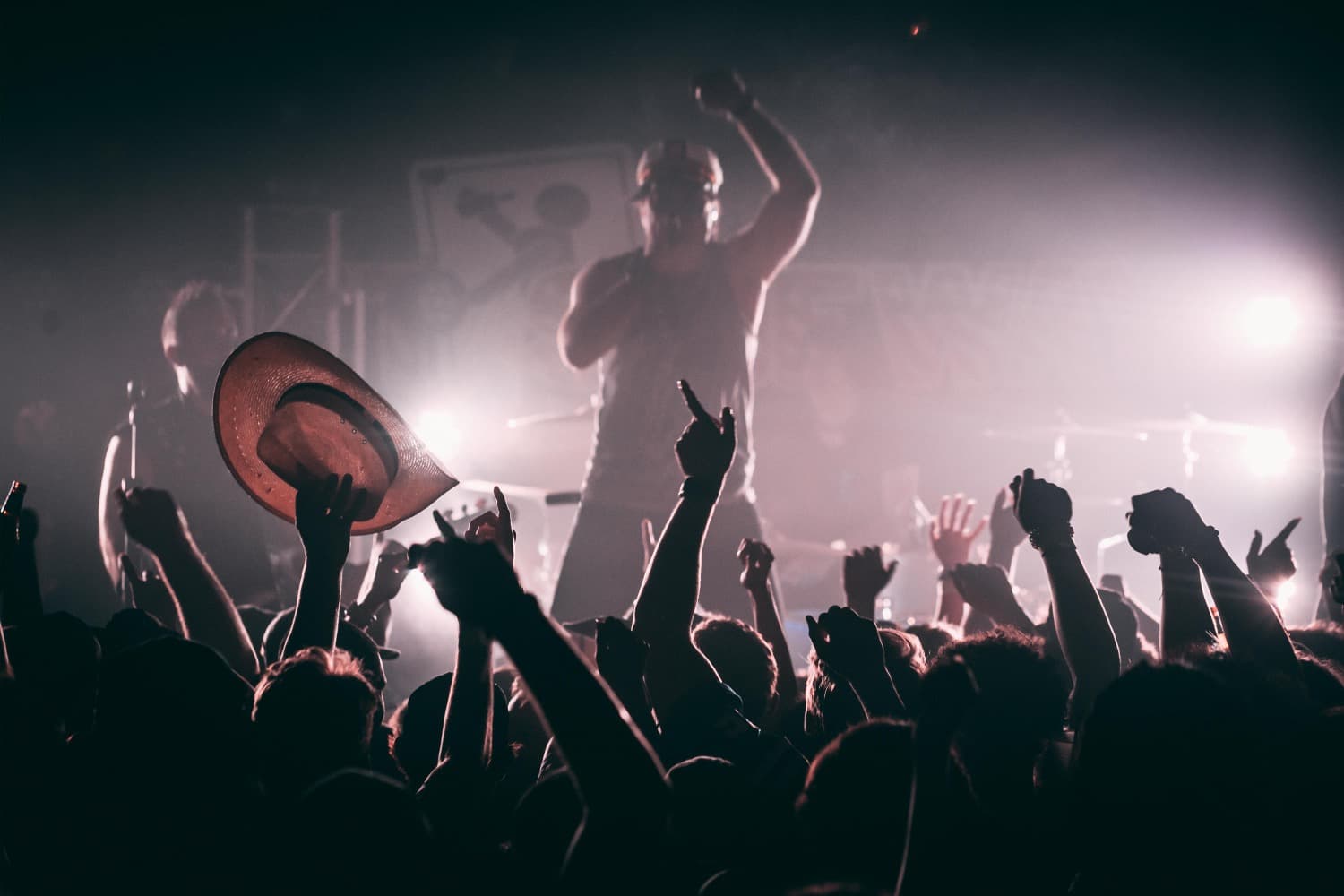 Country Tribute Bands: The Secret Ingredient to a Boot-Stompin' Event