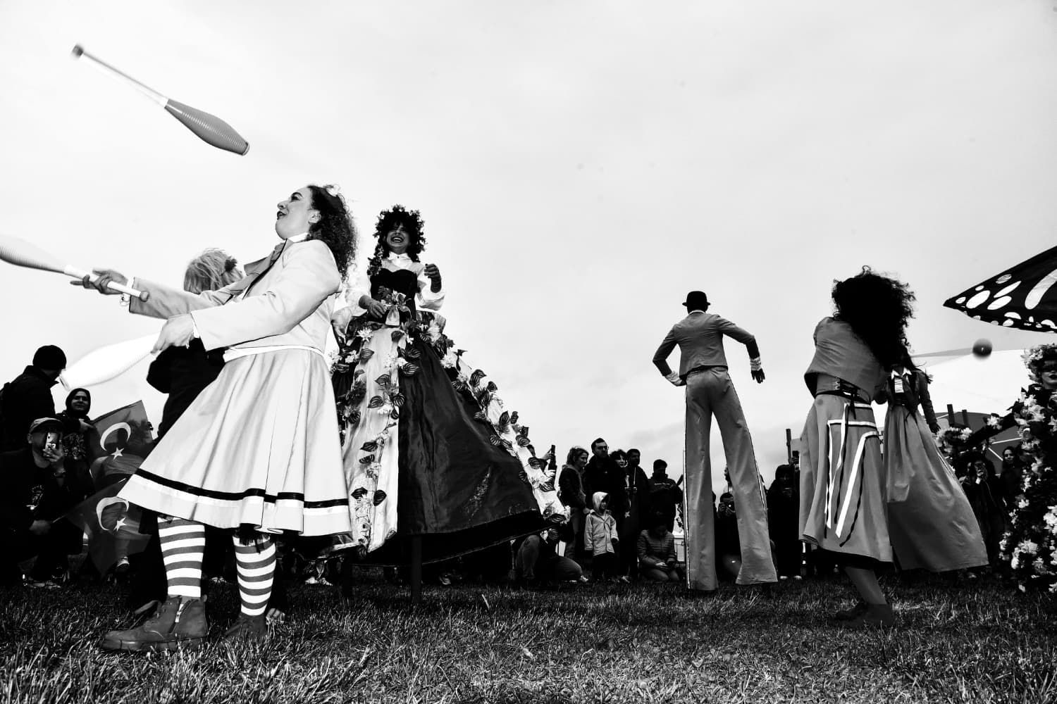 How Circus Stilt Walkers Add a Wow Factor to Weddings, Parties, and Events