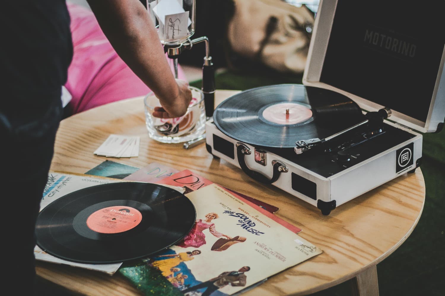 Unique Entertainment Ideas to Wow Your Guests at Any Event