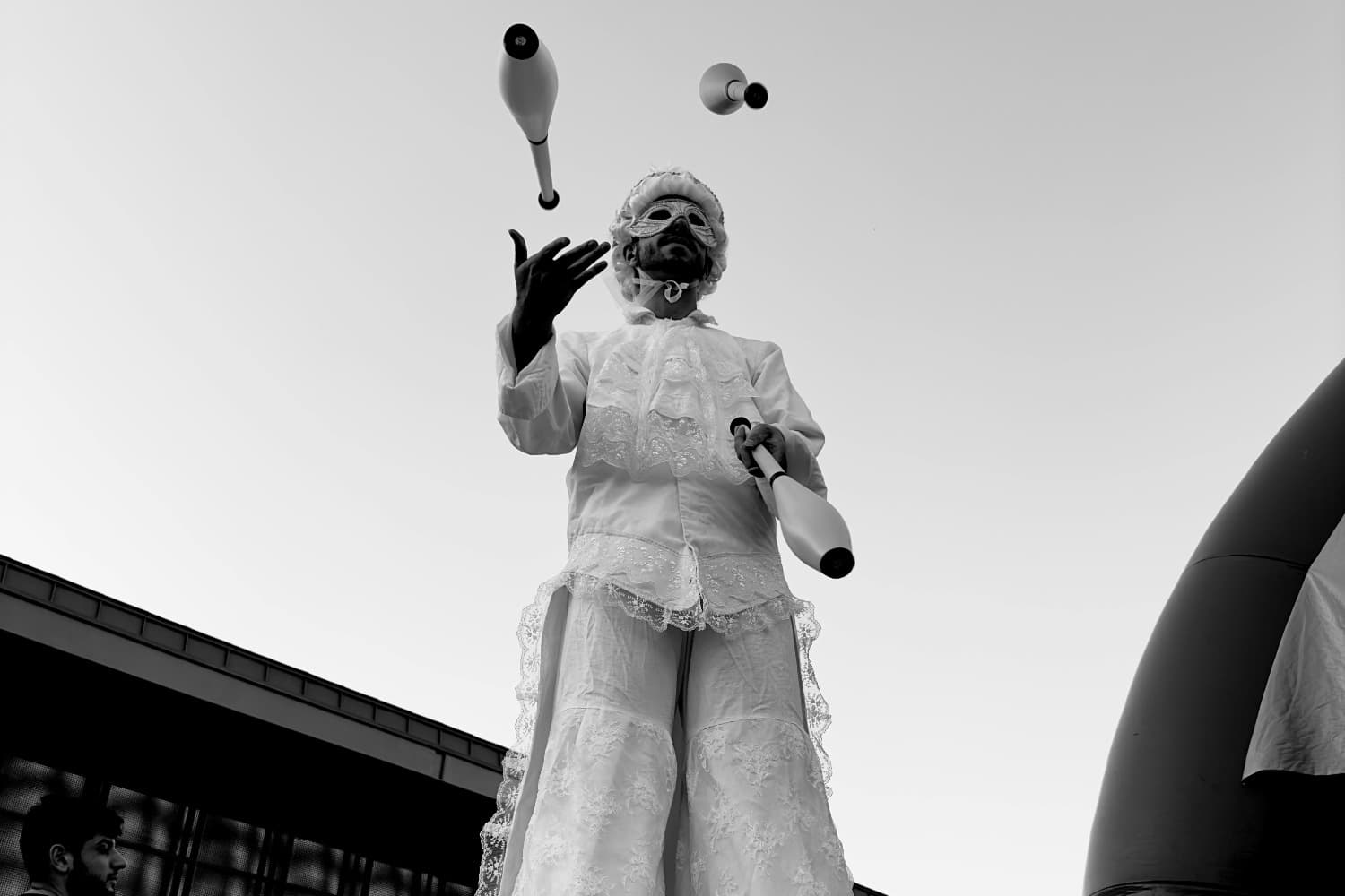 The Art of the Roaming Entertainer: How to Turn a Room into a Stage