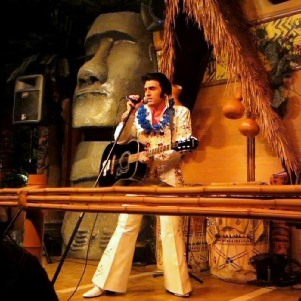 Elvis Tribute Chicago Image #2