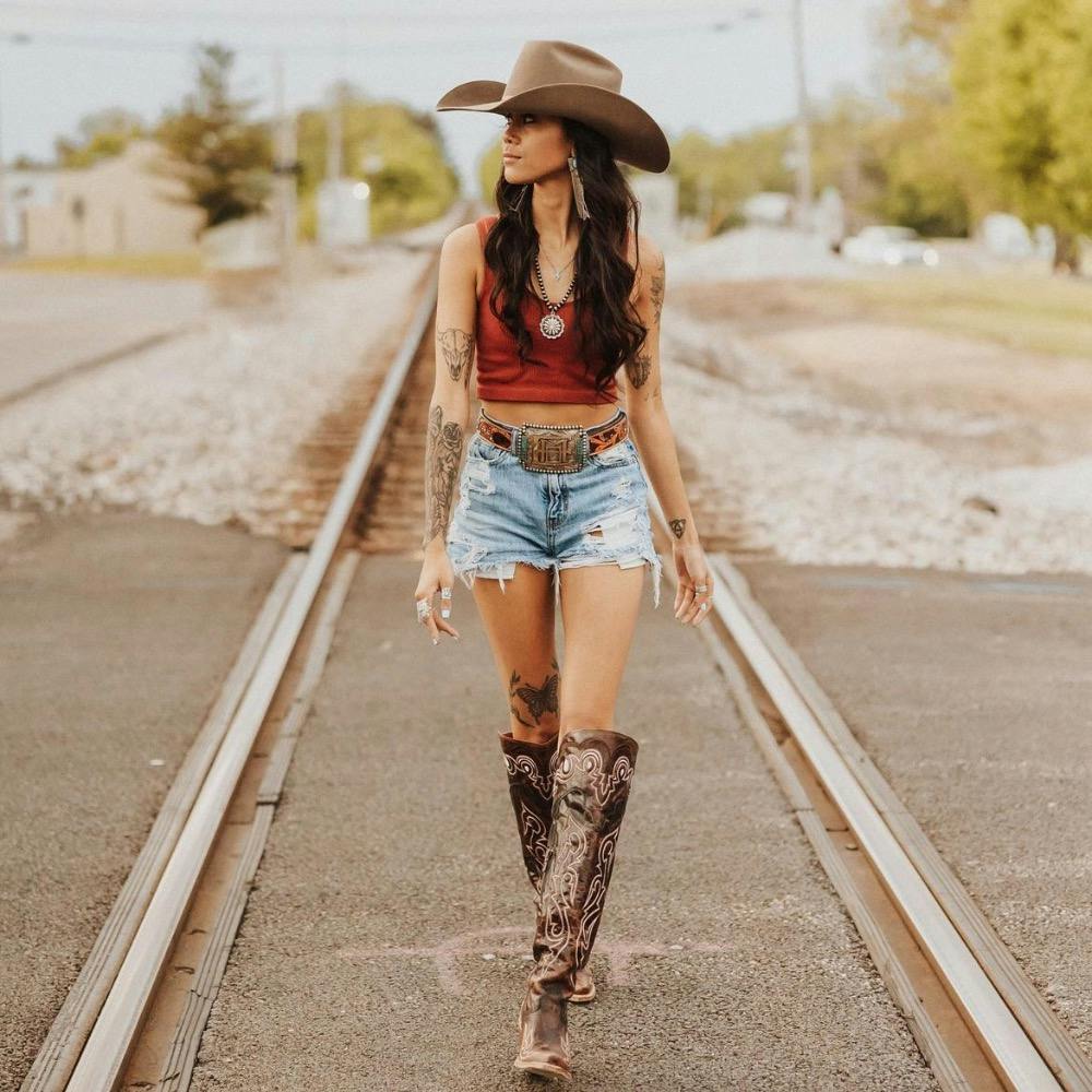 Glam Cowboy and Cowgirl Models Image #16