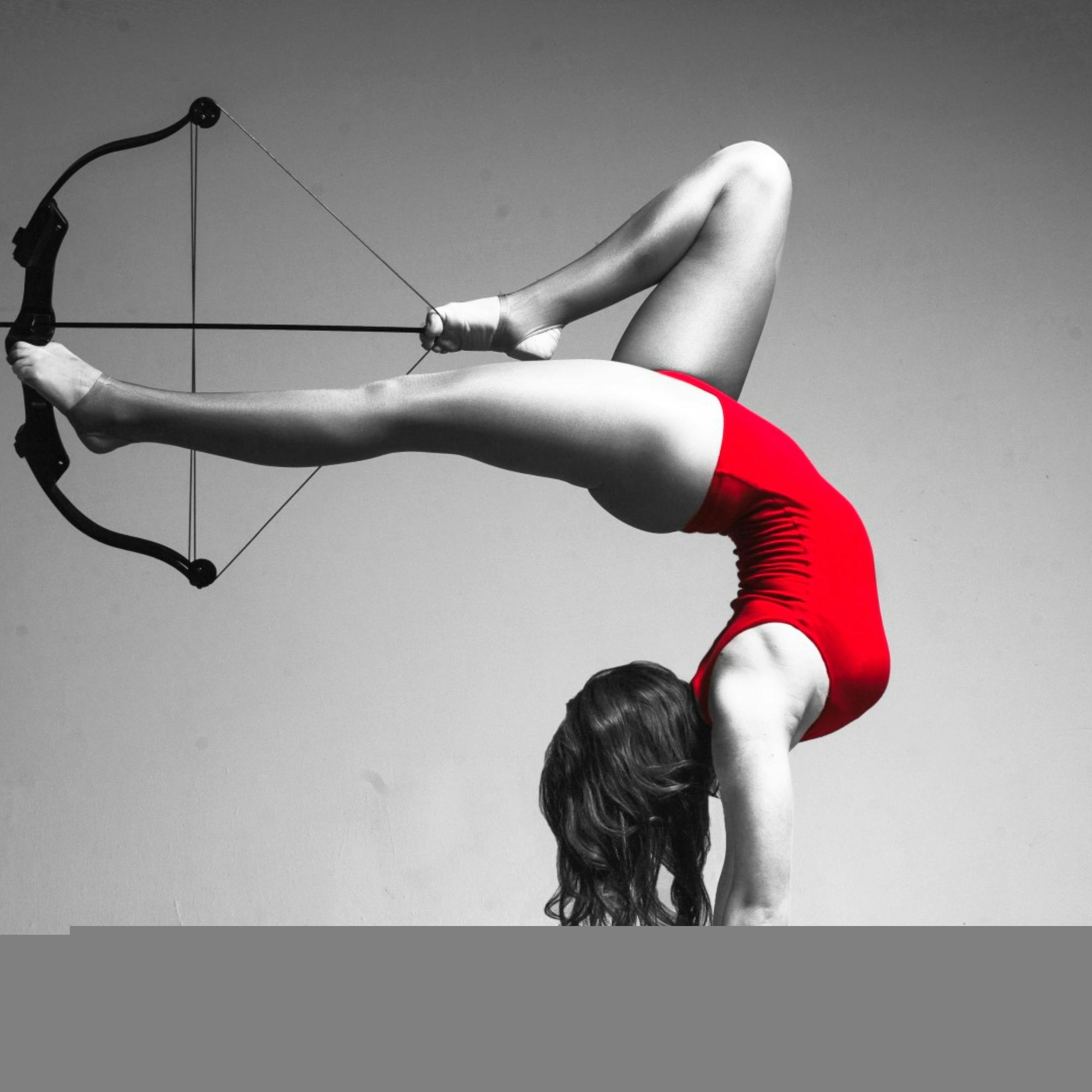 Orissa Kelly - Foot Archer / Acrobatic Archery Image #2