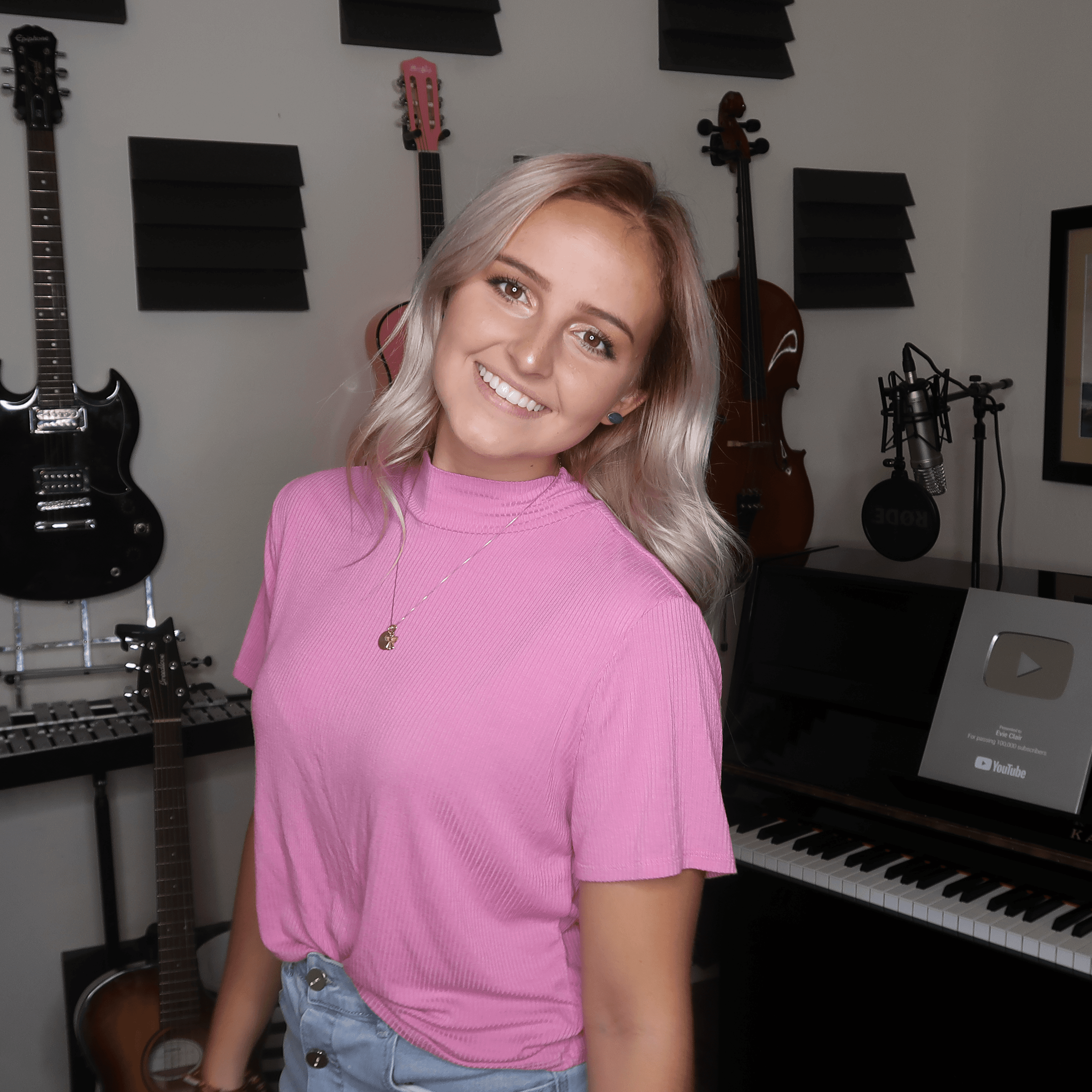 Evie Clair